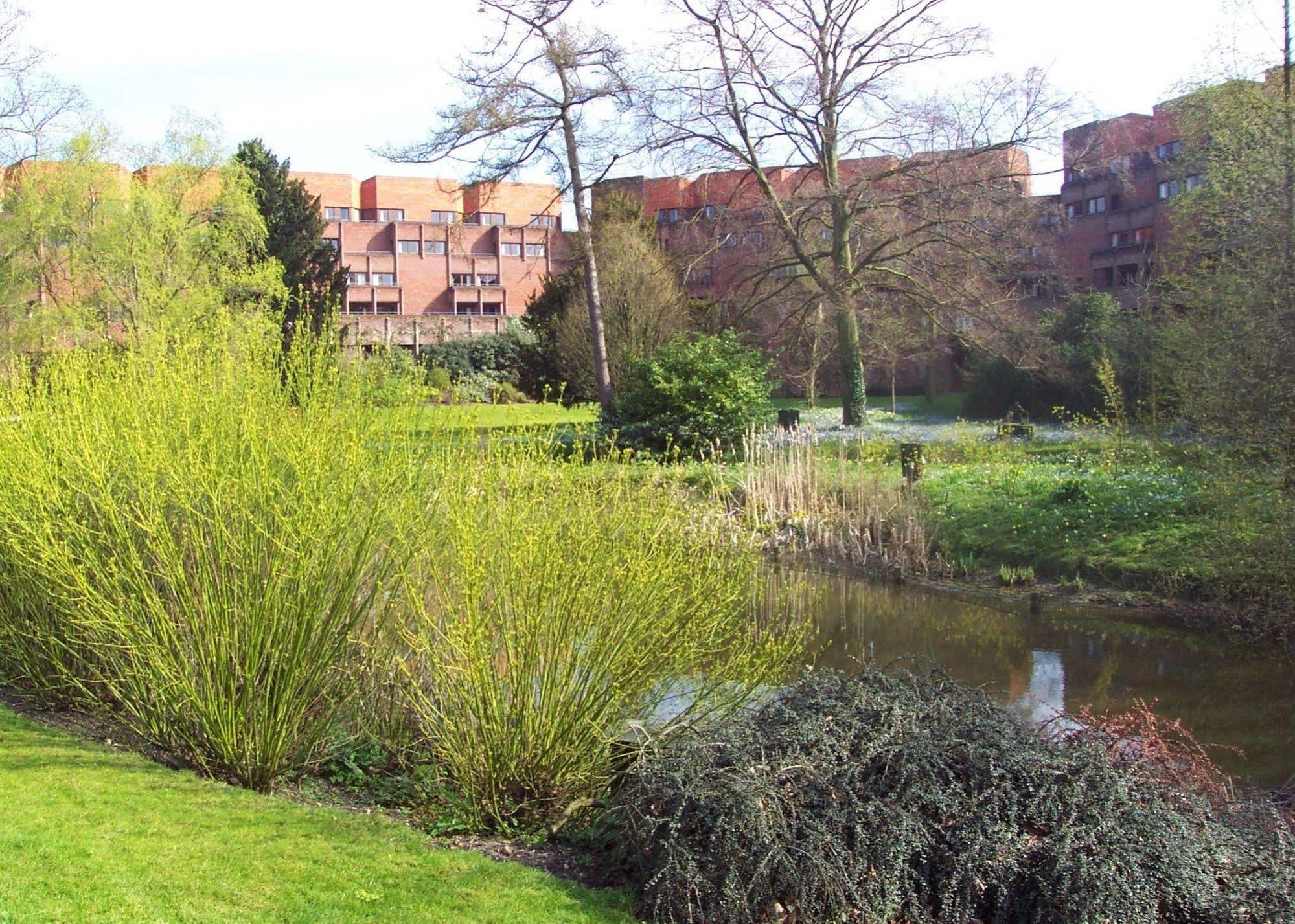 Robinson College - University Of Cambridge Eksteriør bilde