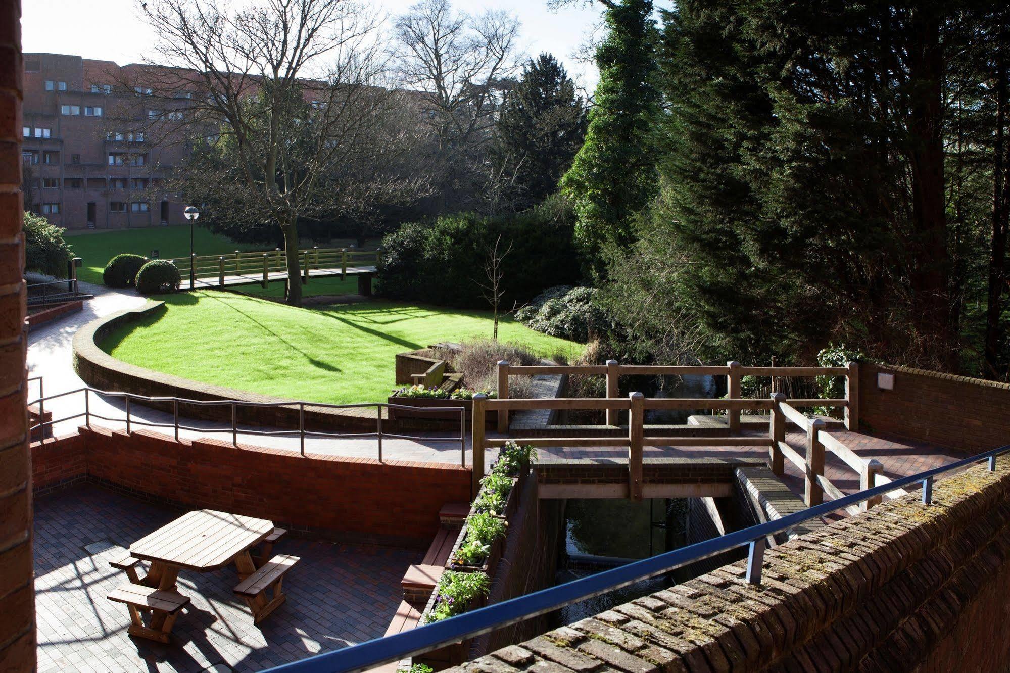 Robinson College - University Of Cambridge Eksteriør bilde